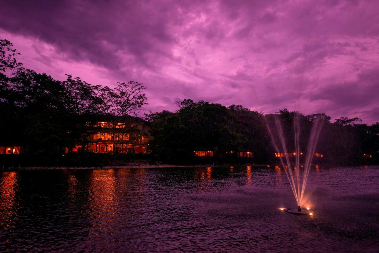 ลาส ลากูนาส บูทิก โฮเต็ล Hotel ฟลอเรส ภายนอก รูปภาพ